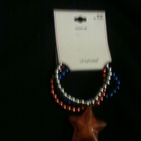 2 pkgs ( 4 bracelets) for only $8! - Picture 5 of 8